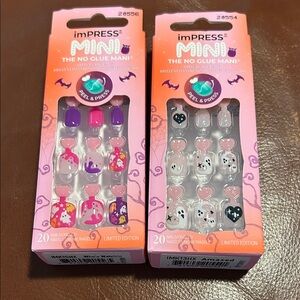 Two kids nail sets new